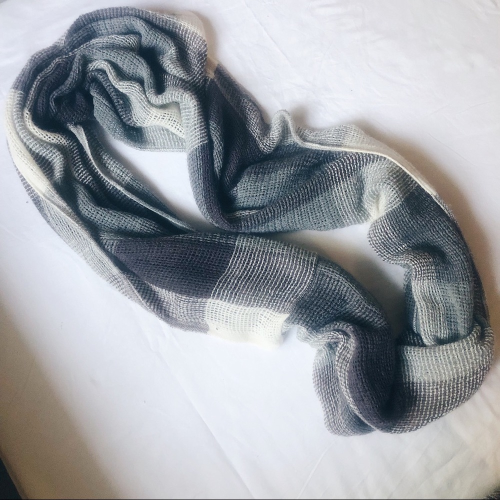 Cream and Gray Chunky Infinity Scarf